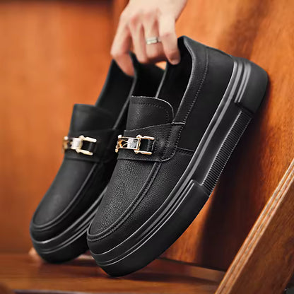 Mocasín Gray: Estilo y Confort